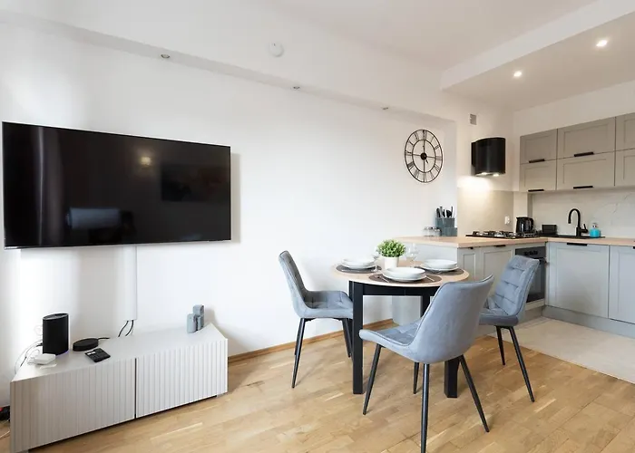 Comfort & Aleja Solidarnosci Apartment *