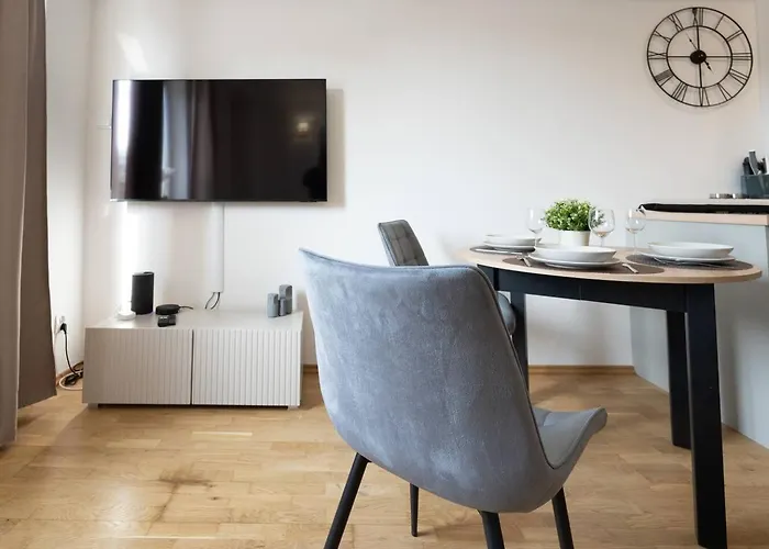 Comfort & Aleja Solidarnosci Apartment Warsaw